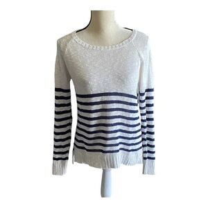 ITS OUR TIME-LIGHTWEIGHT SWEATER -SIZE MEDIUM